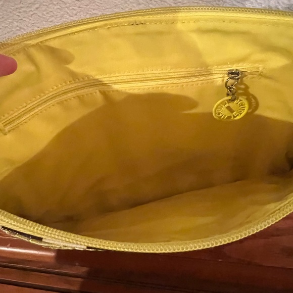 Henri Bendel Bikini bag. - Picture 2 of 2